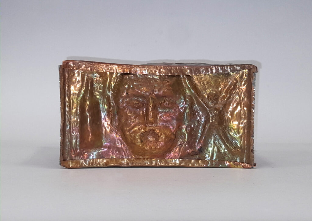 Puszka pandory, miedź, 20 × 10 × 12cm, 2024